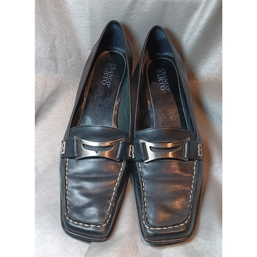 Franco Sarto Women’s 9.5 Loafer Heels Square Toe Leather Black Classic Shoes Y2K